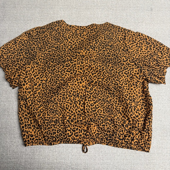 J. Crew Leopard Print Short Sleeve Button-Front Blouse - Picture 6 of 7